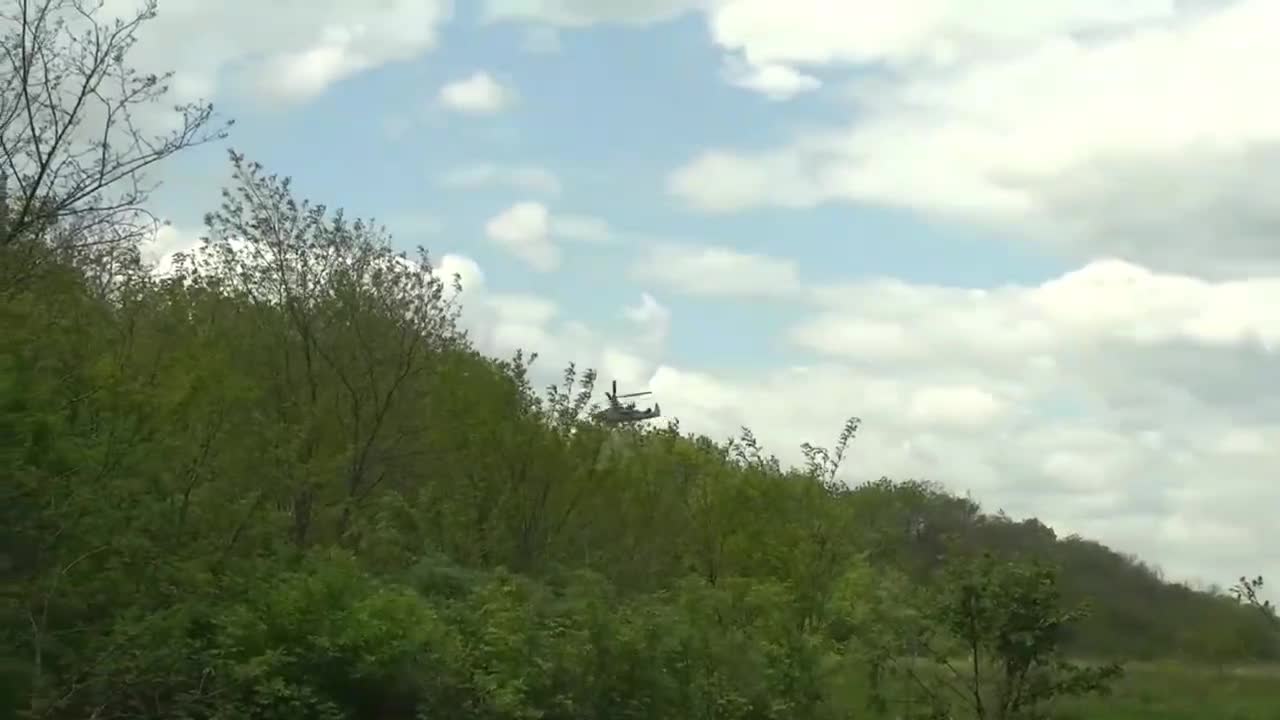 Ukraine War - Russian helicopters over Donbass