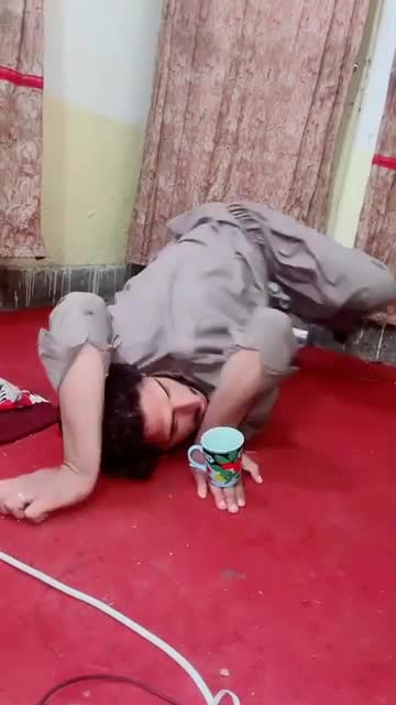 How is possible this stunt!But amazing