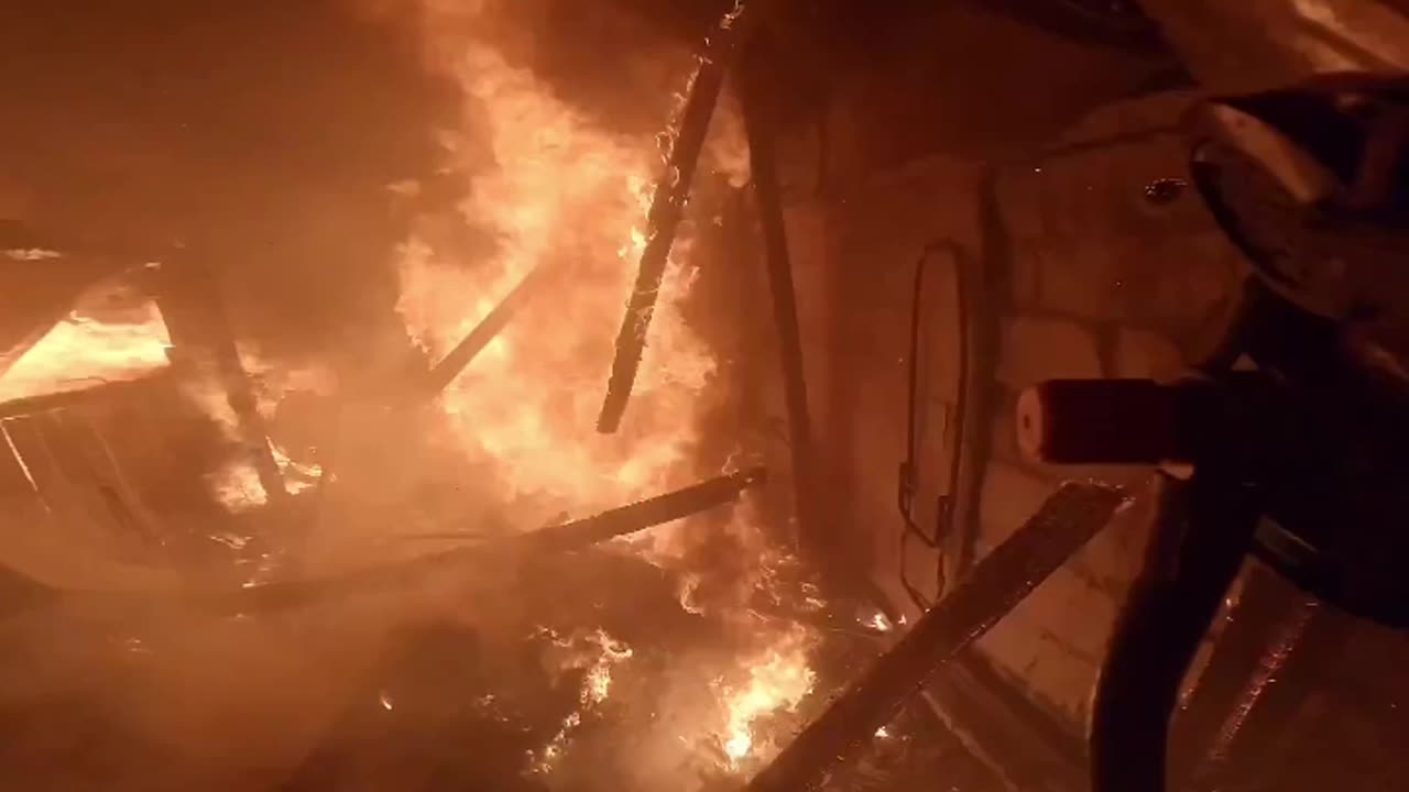 These are the REAL HEROES 🦸🔥 (Viral footage of a firefighter doing his job)