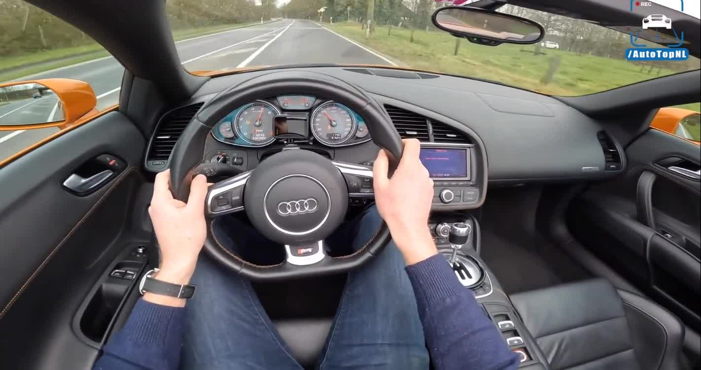 The audi R8 4.2 430 HP V8 6 mt 0-250 kmh speed, drifting, voices, a test drive