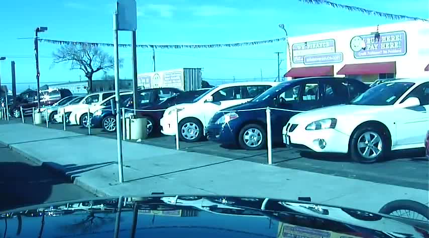 Hilarious police chase caught on a dashcam