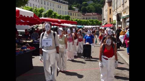 Les Masques Blancs Lyon Au marché de Vienne 12 juin Partie 2
