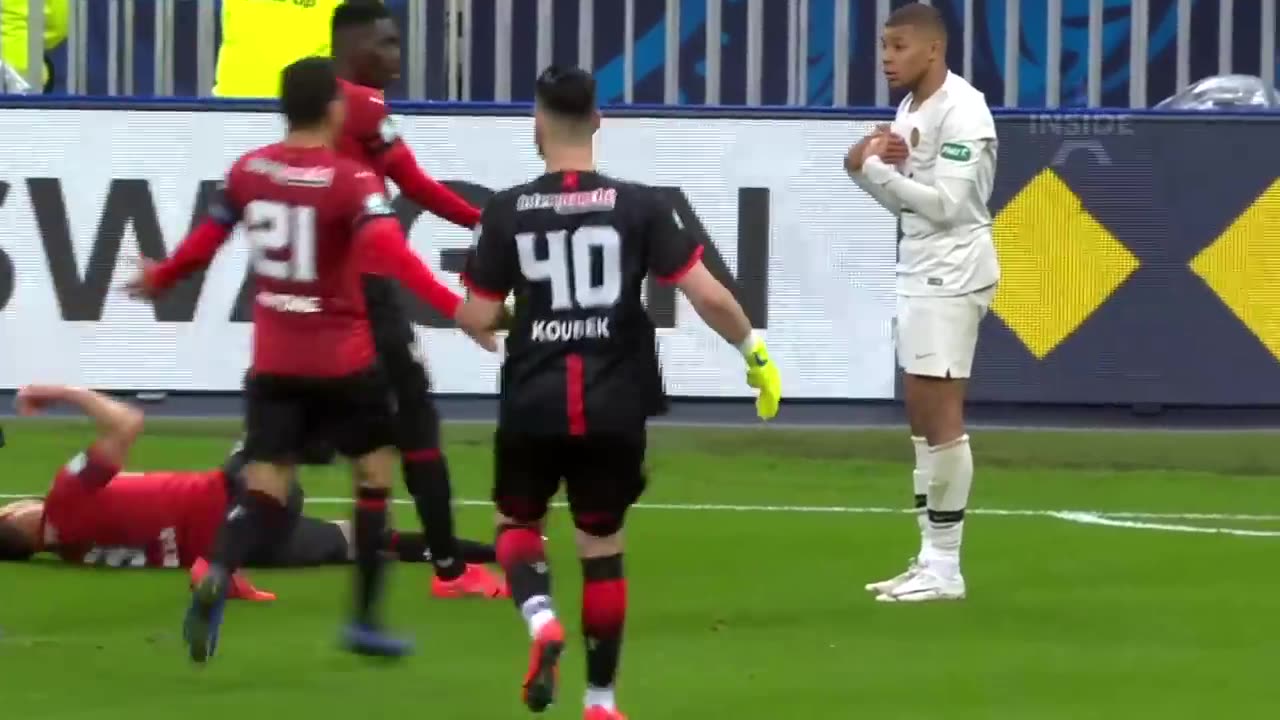 Kylian Mbappe loses it, this is what happens.