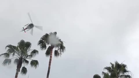 POLICE CHASE: LA CA Studio City & Van Nuys (Coldwater & Riverside Dr)