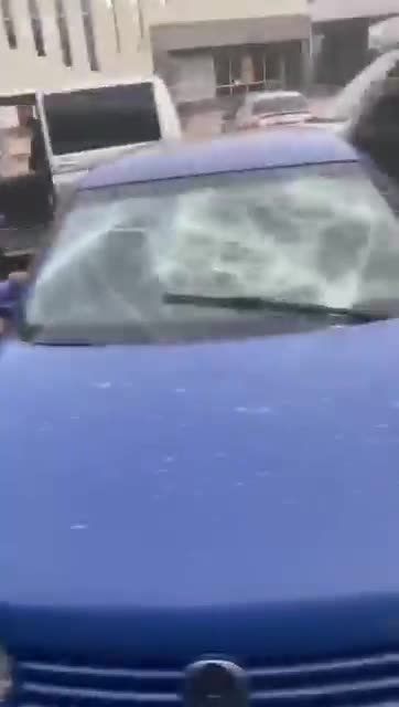 Translation of the post: “Images of detention