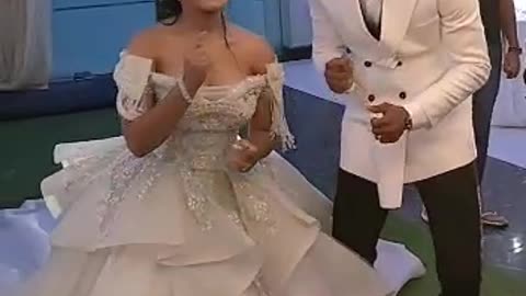 This bride and groom understood the assignment ❣️❣️❣️❣️ love is a beautiful thing