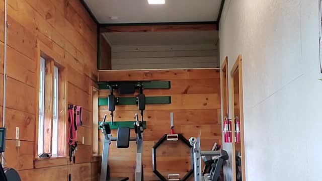 Using bands to enhance your lifts