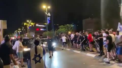 Rioting On The Streets Between Jews & Palestinians