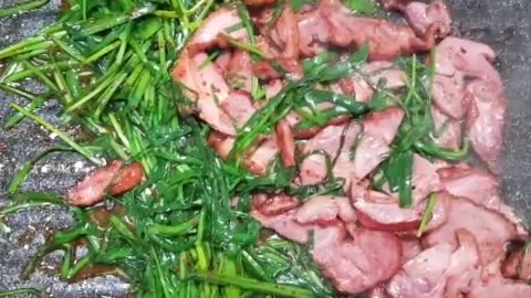 Duck smoked meat and chives