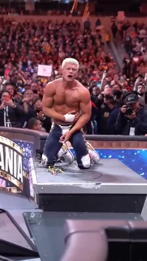 World Heavyweight Champion Seth "Freakin" romenring vs. Drew McIntyre