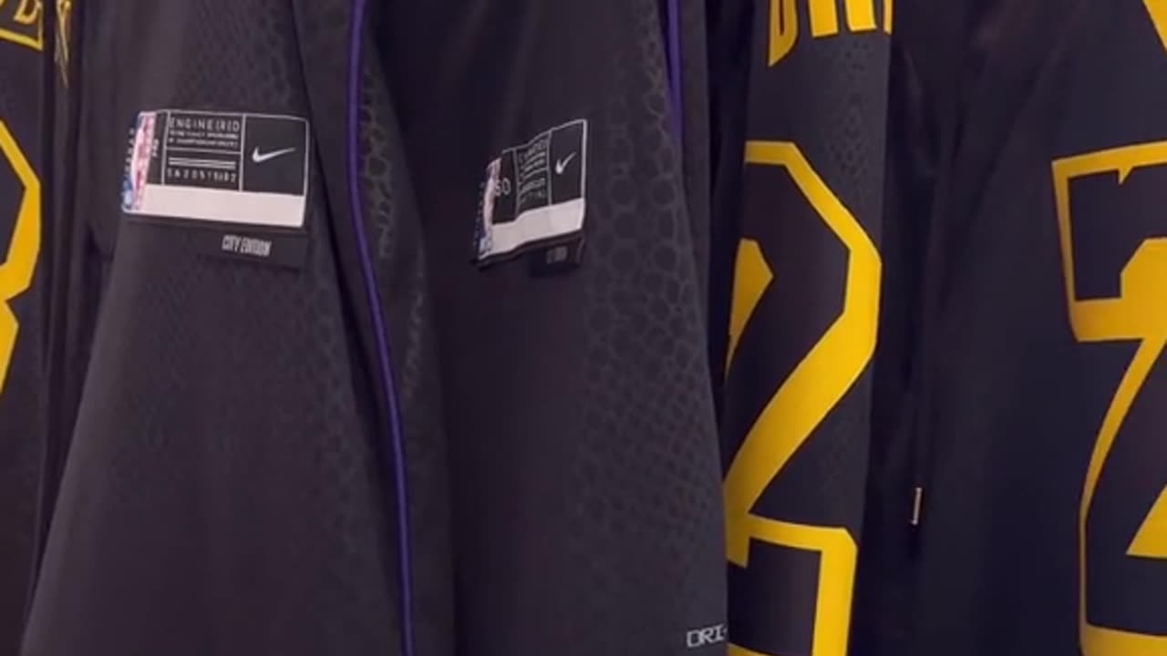 Kristin Juszczyk designs Kobe Bryant-inspired pants