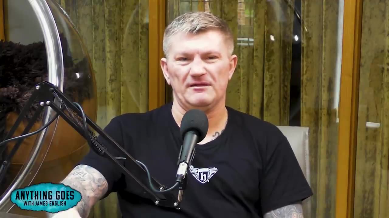 World Champion Boxer - Ricky Hatton Tells His Story