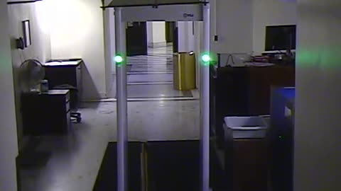 1005RSOBBALowerDelAveDoor_2021-01-06_02h20min00s490ms.mp4
