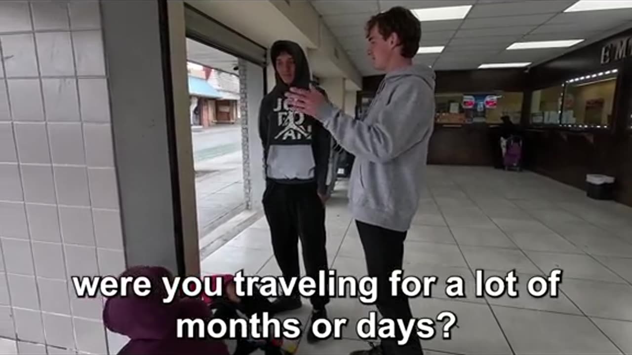 Migrants arrive in the U.S.A. through an app through their phone