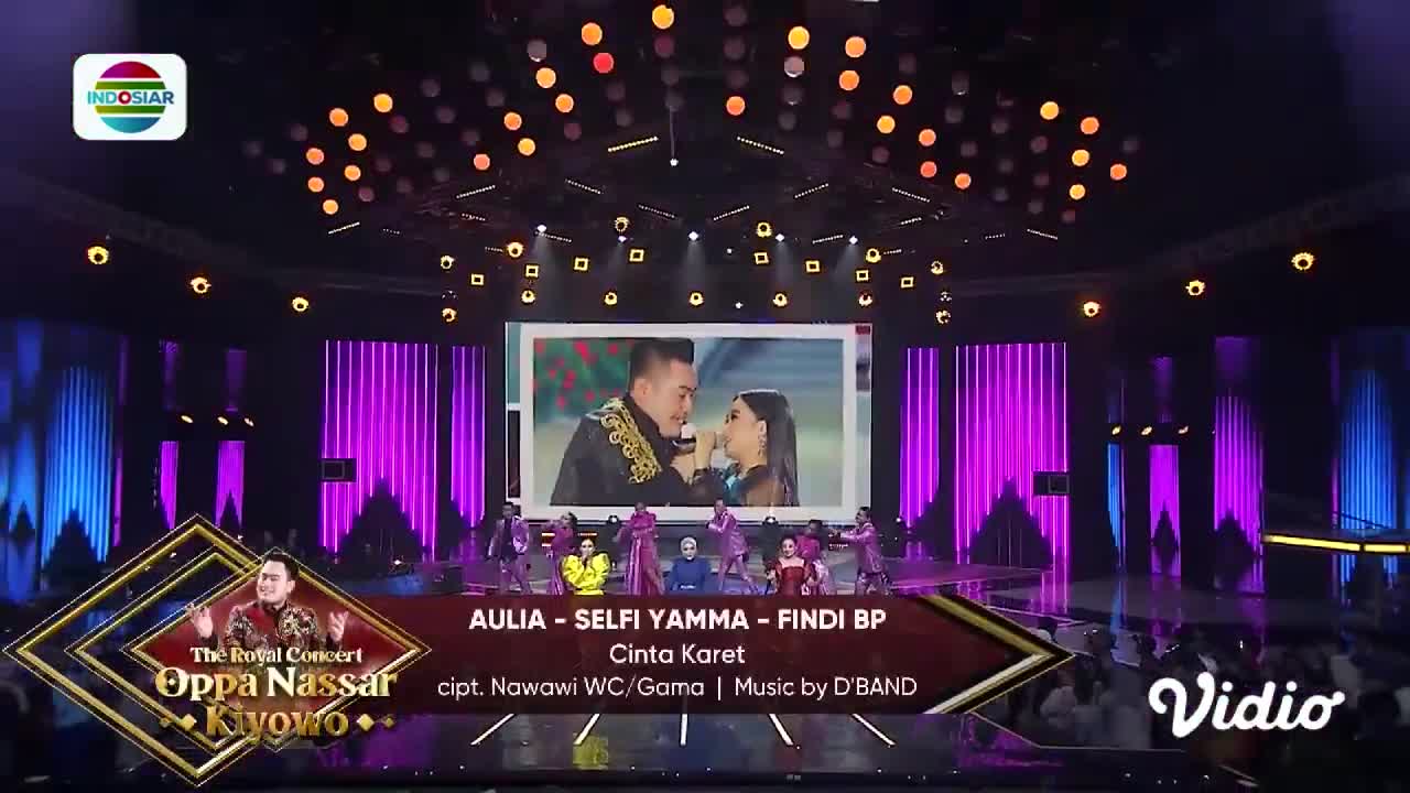 Kayaknya Nyindir Nih!! Selfi Yamma-Aulia-Findi BP _Cinta Karet_ _ Konser Oppa Na_8