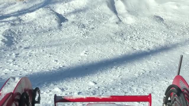 Mahindra 2638 HST Cab lifting snow