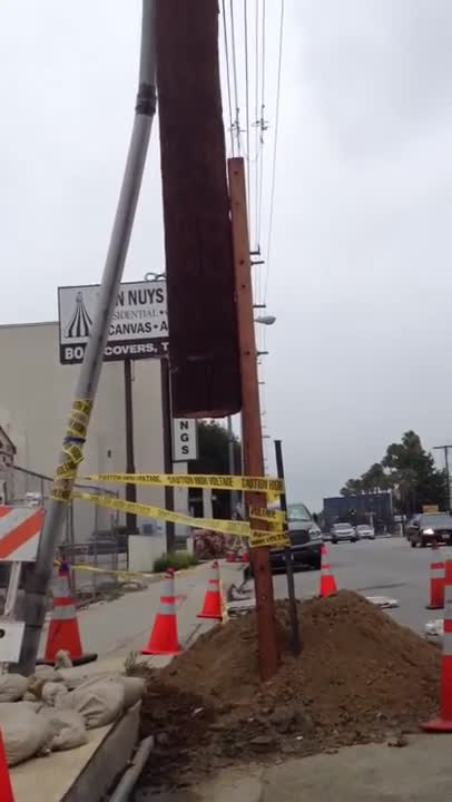 5651 Sepulveda synapse construction DWP pole move