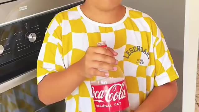 She had glue on hand😎