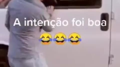 Atrapalhando o trabalho