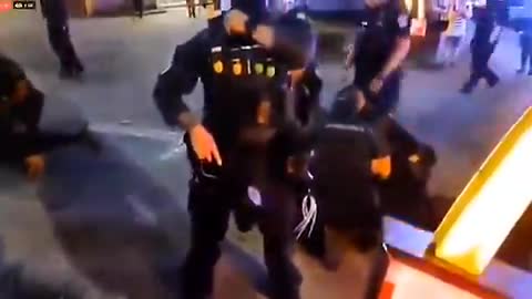BLM & Antifa Riots 2020 - 2020-08-26-01-00-43-Louisville.mp4