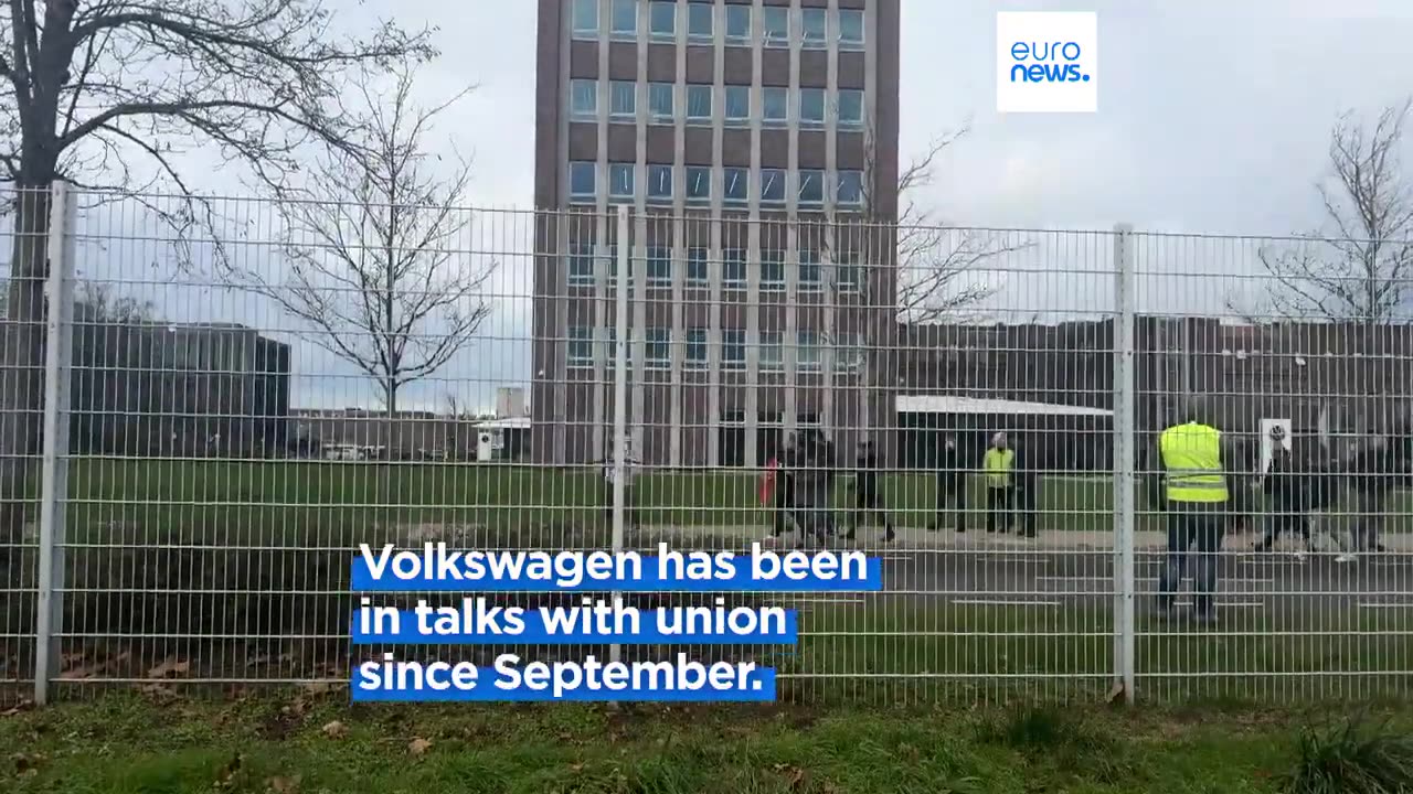 Union reaches agreement with Volkswagen to avoid plant closures