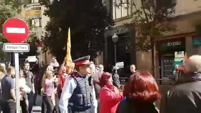 VOX vuelve a resistir por la libertad de España en Tarrasa (Barcelona) (2)