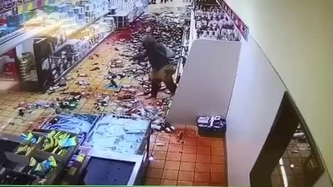 Woman Smashes hundreds of bottles in Stevenage Aldi store