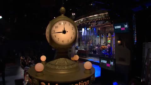 Bill Burr rips cancel culture and woke white women.