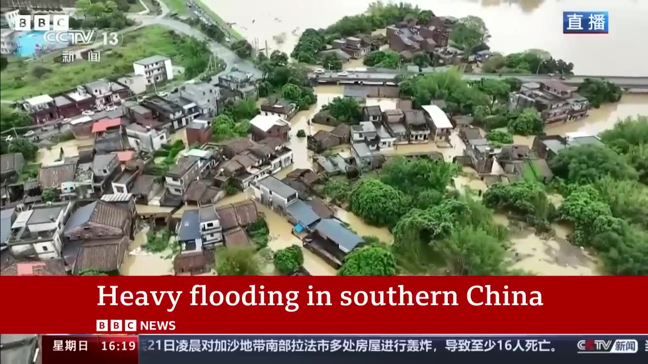 China floods: Tens of thousands of people evacuated from Guangdong after heavy rain | BBC News