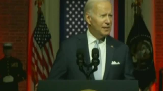 Biden draws clear line between "mainstream Republicans" and "extreme MAGA Republicans"