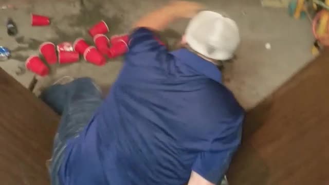 Blue polo beige hat table split