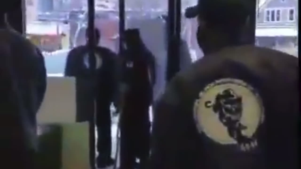 Black panthers harass Asian nail salon