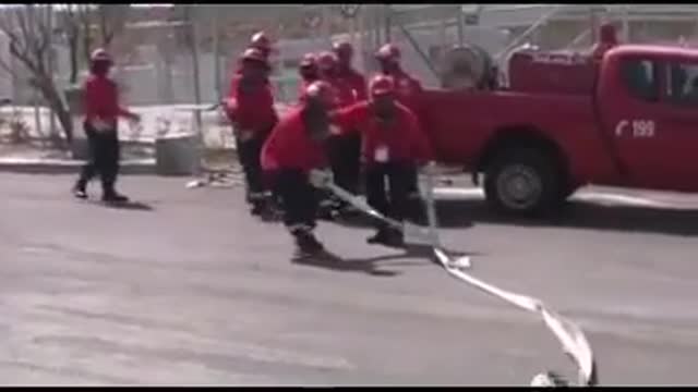 ΠΛΗΡΩΝΕ ΝΕΟΕΛΛΗΝΑΡΑ