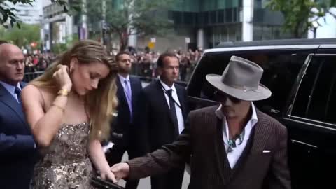 Johnny Depp Reveals The Threatening Message That Amber Heard Sent Him