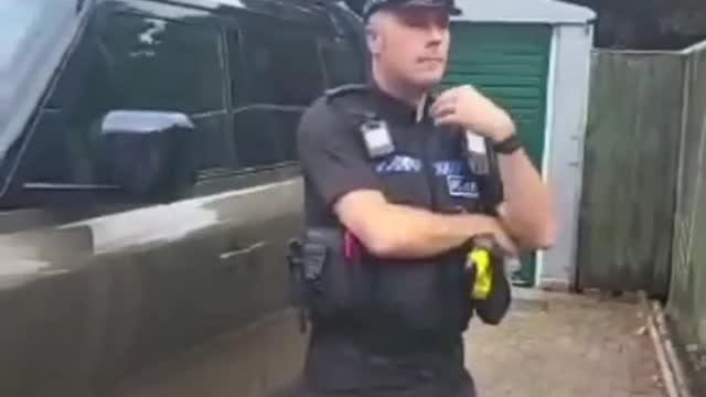 Man Arrested for Causing "Anxiety" on Social Media in the UK