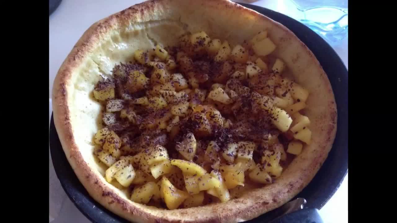 QUICK AND EASY DUTCH BABY PAN CAKE RECIPE - RECETTE DE DUTCH BABY PAN CAKE FACILE ET RAPIDE