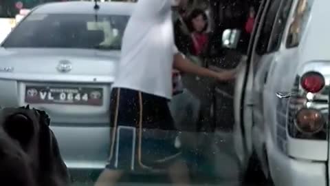 ROAD RAGE VIDEOS 09 - Philippines CCTV & DASH CAM Spotted - PINOYVIRALVIDEOS