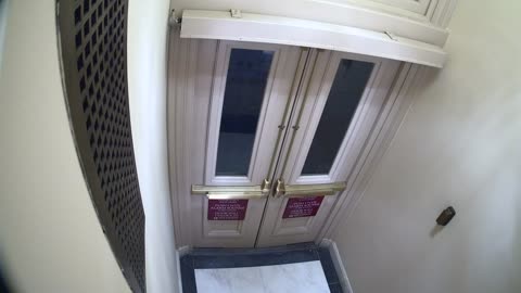 0151USCH01FireDoornearElevatorH6_2021-01-05_00h40min00s287ms.mp4