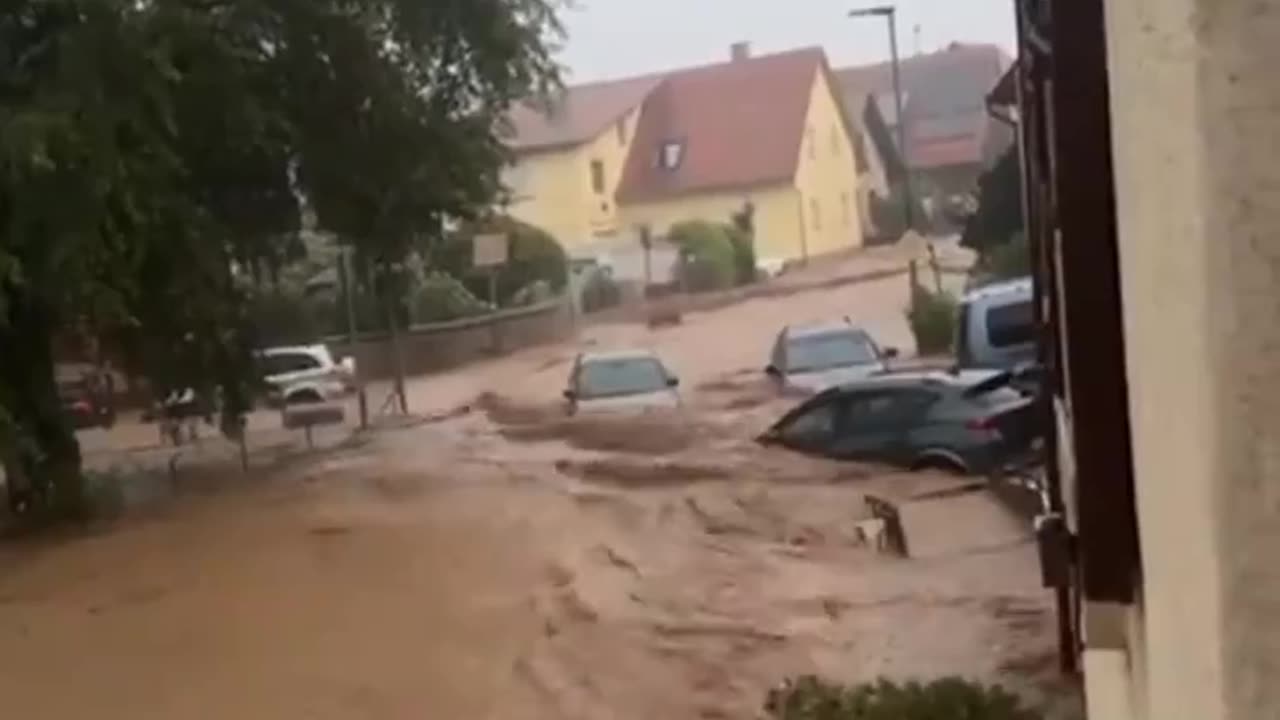 Massive flooing due to heavy downpour in the Karlsruhe of Baden-Württemberg, Germany 🇩🇪 (8/13/2024)