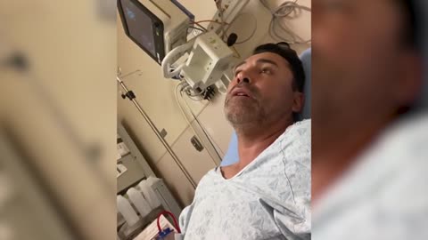 Fully Vaccinated Oscar De La Hoya (48) is hospitalized with COVID