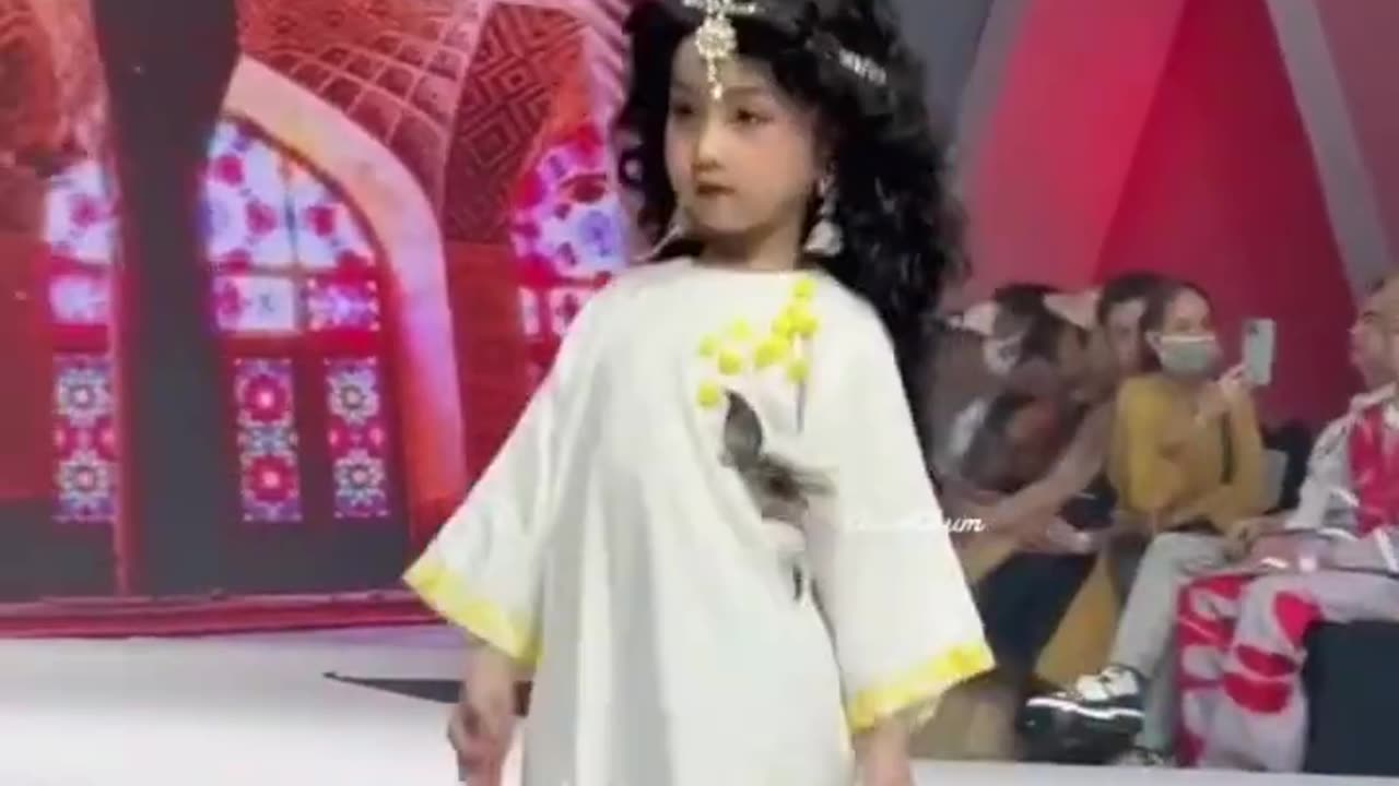 Modeling of small girl