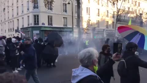 Protestas Paris corovirus