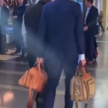 RESIDENT EVIL ARRIVING AT THE AIRPORT