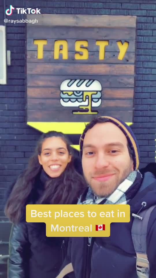 This Halal Fried Chicken Spot In Montreal Is Getting Famous On TikTok