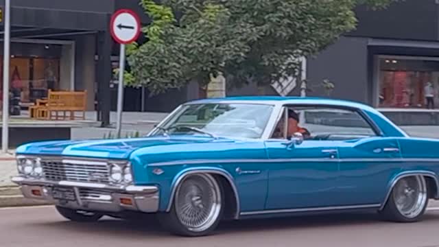 GM Chevrolet IMPALA Classic Car