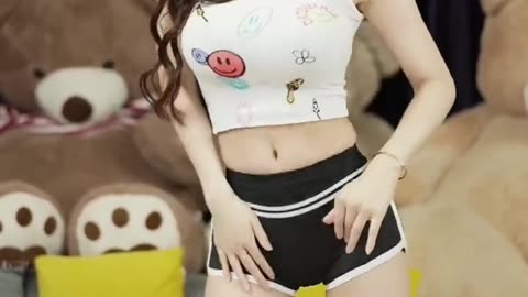 😍Adorable Chinese Girl's Dance Routine in Shorts! #shortsfeed #shorts #cute #chinese
