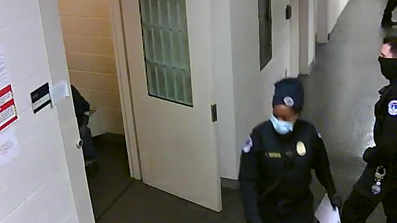 1665HQOB02PrisonerProcessingCell_2021-01-06_21h20min01s830ms.mp4