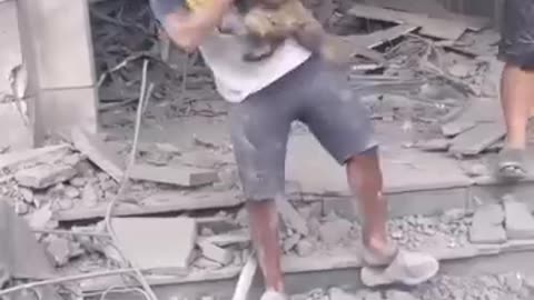 Watch how Zionist Israel massaceas Palestinian children