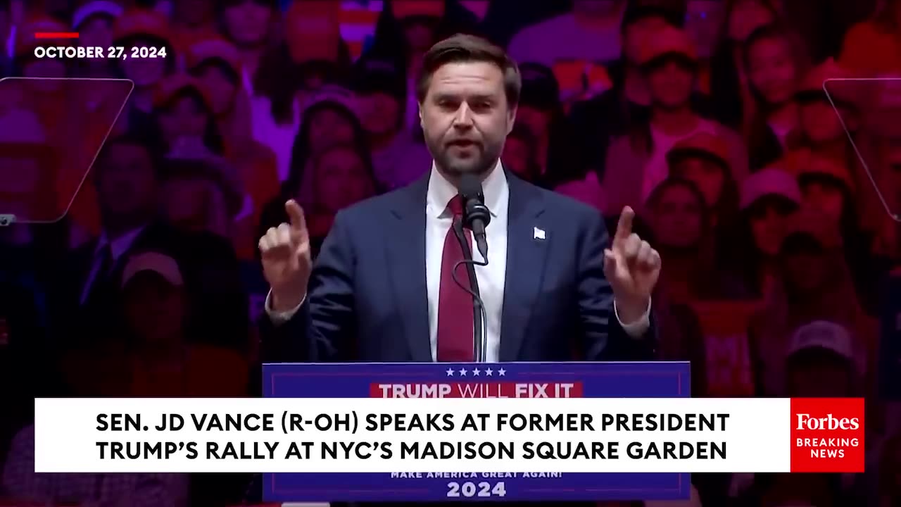 JD Vance Makes Madison Square Garden Crowd Laugh By Quoting Kamala Harris Directly | Trump Rally.