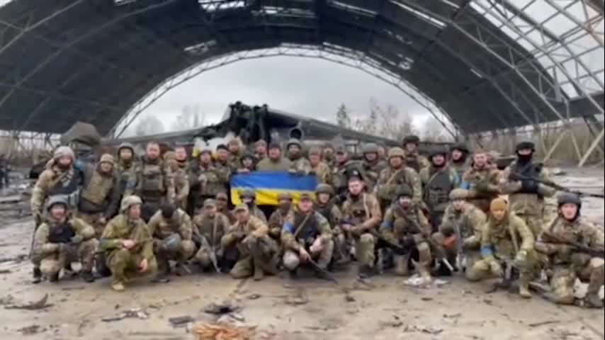 Russian invaders destroyed the plane, but not ours! Video of the liberated Gostomel